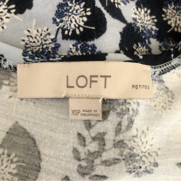 SOLD - LOFT - Petite Floral Mixed Media Top - Picture 9 of 10